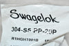 NEW Swagelok 304-S5-PP-20P BOLTED PLASTIC CLAMP PIPE SUPPORT KIT 1-1/4IN PIPE SIZE