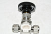 NEW Swagelok SS-1RS6-PK-W20-W22 Manual Stainless Needle Valve 5000psi 3/8in Tube