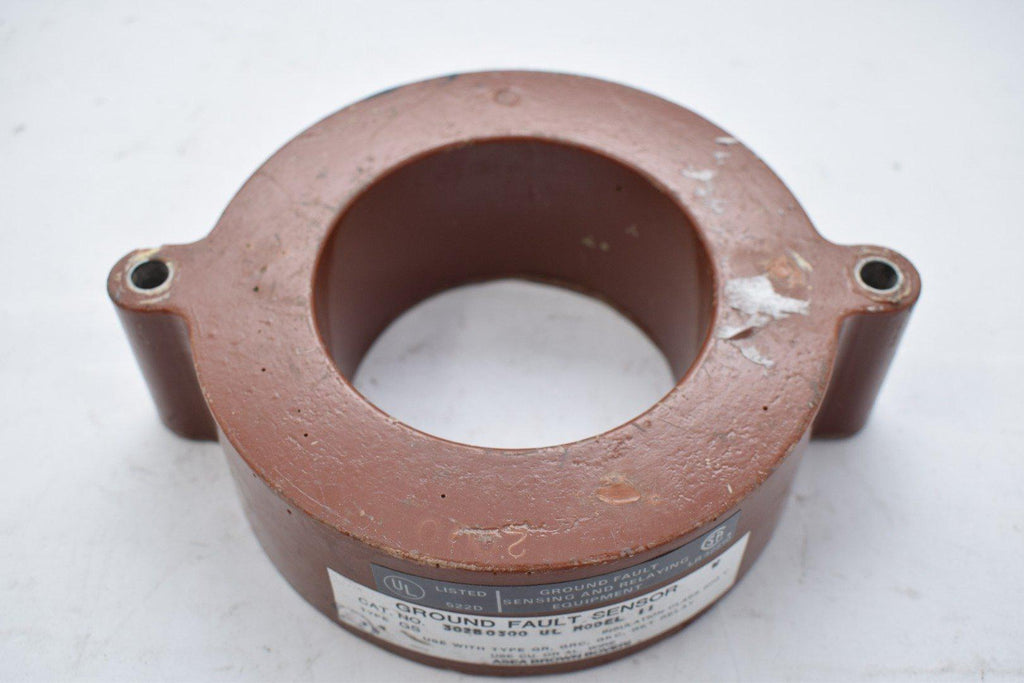 ABB 302B0300UL Ground Fault Sensor Type GS Insulation Class 0.6Kv Mode ...