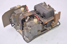 Clark Controller CAT No. 13U31 Type: CY Size: 1 600 VAC MAX Industrial Contactor