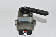 Enerpac VC20L Directional Control Valve, 4.5GPM Manual, 4-way, 3-position, Closed Center, Locking
