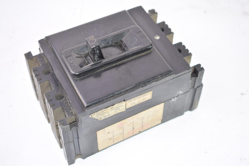 FPE Federal Pacific Electric NEF431015 Type NEF AB Circuit Breaker Switch 3 Pole 250 VDC