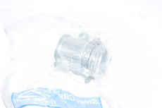 Lot of 8 NEW Thomas & Betts TC221SC-1 1/2-Inch Electrical Metallic Tubing Set Screw Connector, Die Cast Zinc