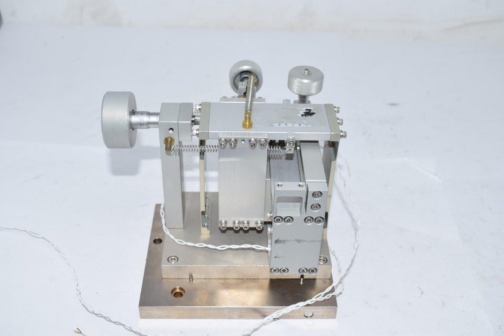 Mitutoyo 21162031 000 148-205 Micrometer Fine Focus Linear Stage XY