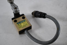 MOUJEN Limit Switch M4-4104 5A 125 / 250 VAC