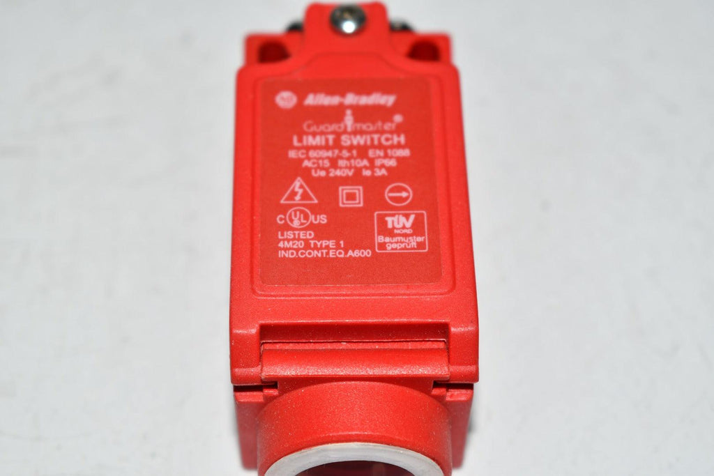 NEW Allen Bradley 440P-CDPB12E Small Plastic IEC Safety Limit Switch ...