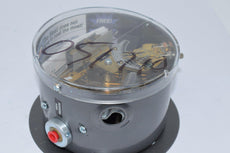 NEW Dwyer Instruments DPA-7033-153-61 Double Bellows Diff. Pressure Switch,min.deadband,Brass,10psid