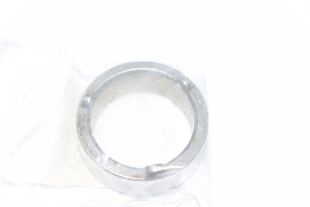 NEW Sanitary Prong Type Sleeve Pump 1-3/8'' OD