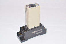 OMRON H3Y-2-TIMER With Base 100VAC 5A 0-10 Seconds