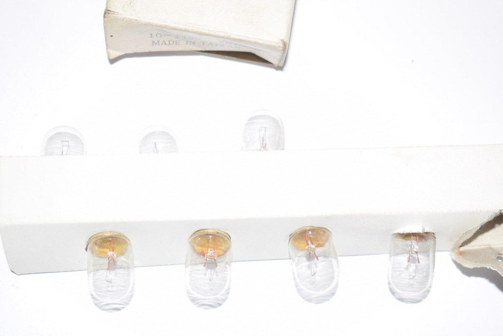 Pack of 7 NEW 10-1480 Miniature Light Bulbs