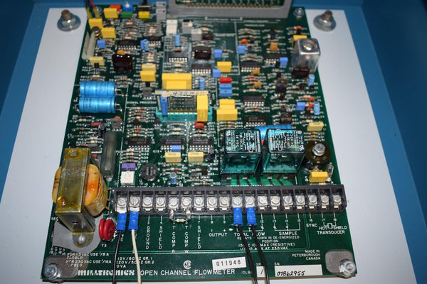 Siemens MILLTRONICS CONTROL PROCESS UNIT IN ENCLOSURE Flow meter IOL6B ...