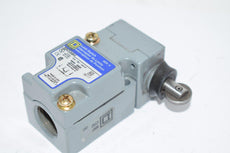Square D 9007C52A2 Limit Switch 10A 600VAC Rotary Head