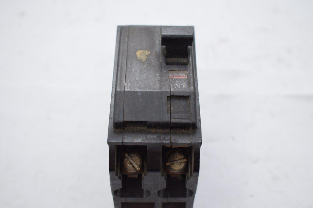 Square D KP-613 2 Pole Type QD 120/240 VAC 15 Amp Circuit Breaker